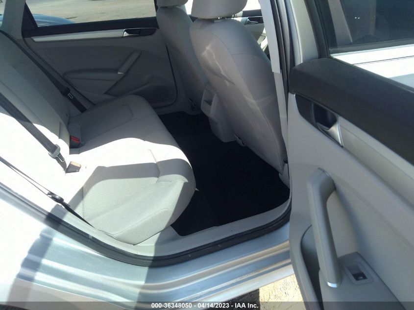 2018 VOLKSWAGEN PASSAT 2.0T S/R-LINE - 1VWAA7A38JC049558