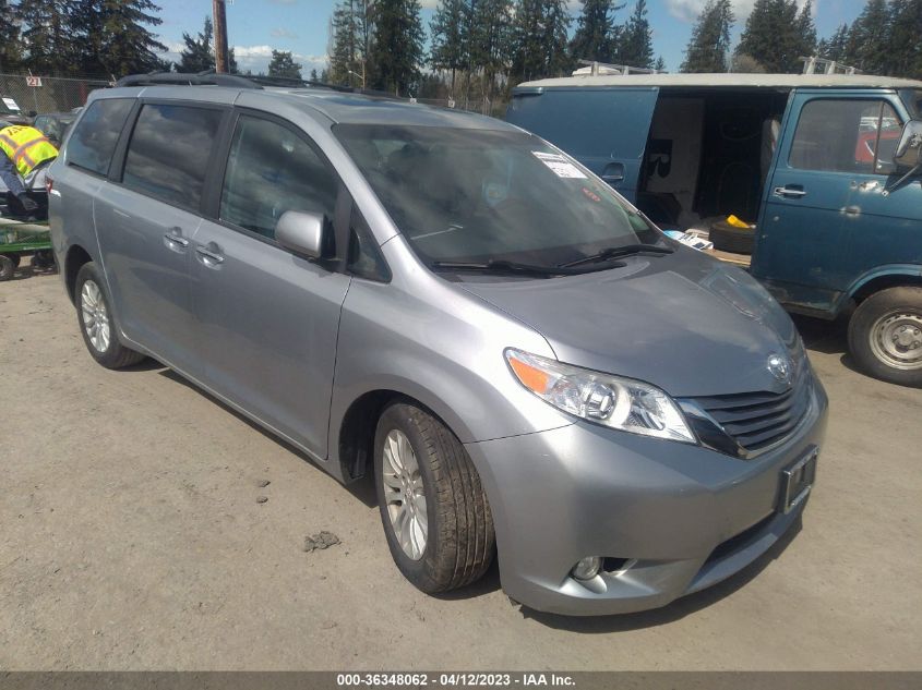 2017 TOYOTA SIENNA XLE AUTO ACCESS - 5TDYZ3DC8HS798139
