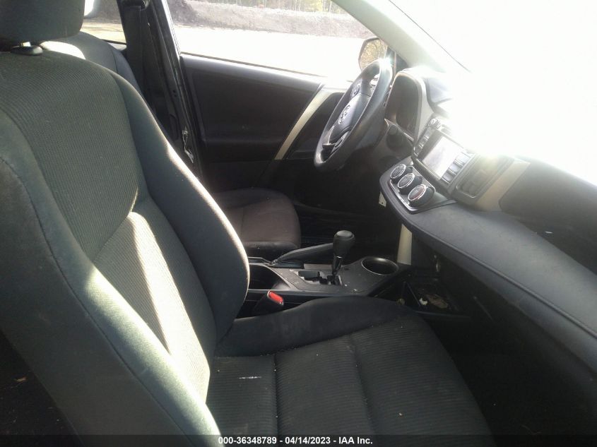 2015 TOYOTA RAV4 LE - JTMBFREV4FD144412