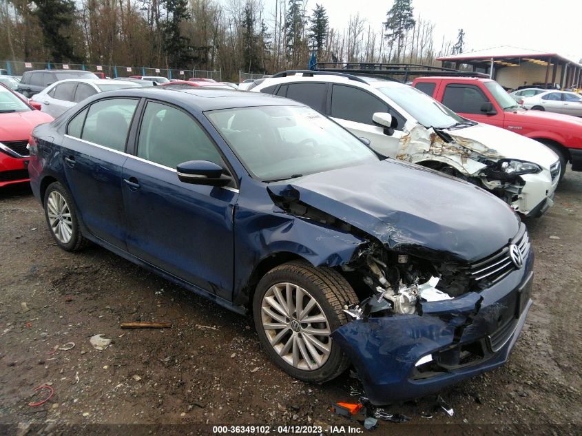 2013 VOLKSWAGEN JETTA SEDAN TDI W/PREMIUM/NAV - 3VWLL7AJ2DM386599