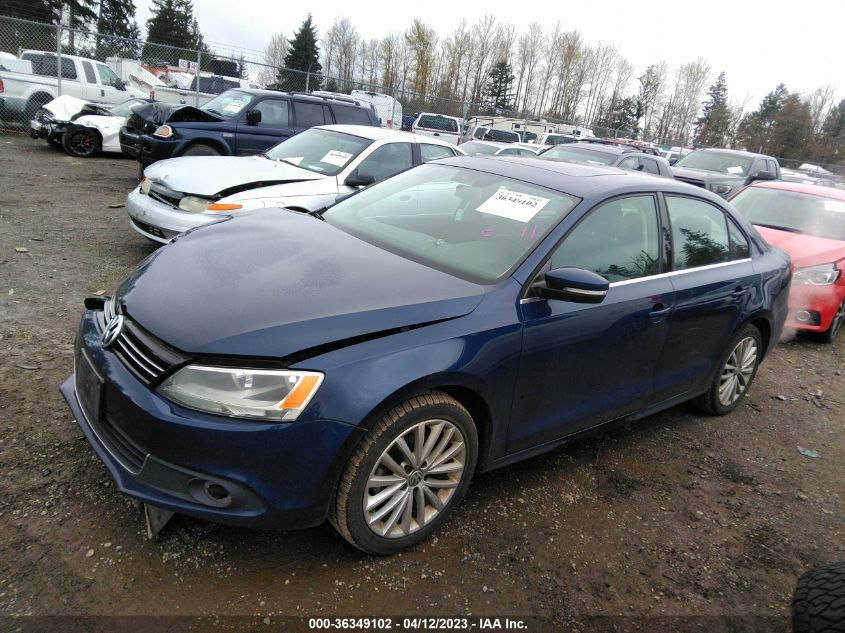 2013 VOLKSWAGEN JETTA SEDAN TDI W/PREMIUM/NAV - 3VWLL7AJ2DM386599