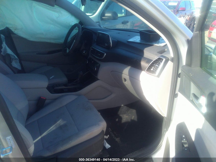VIN KM8J2CA40LU114056 2020 HYUNDAI TUCSON SE