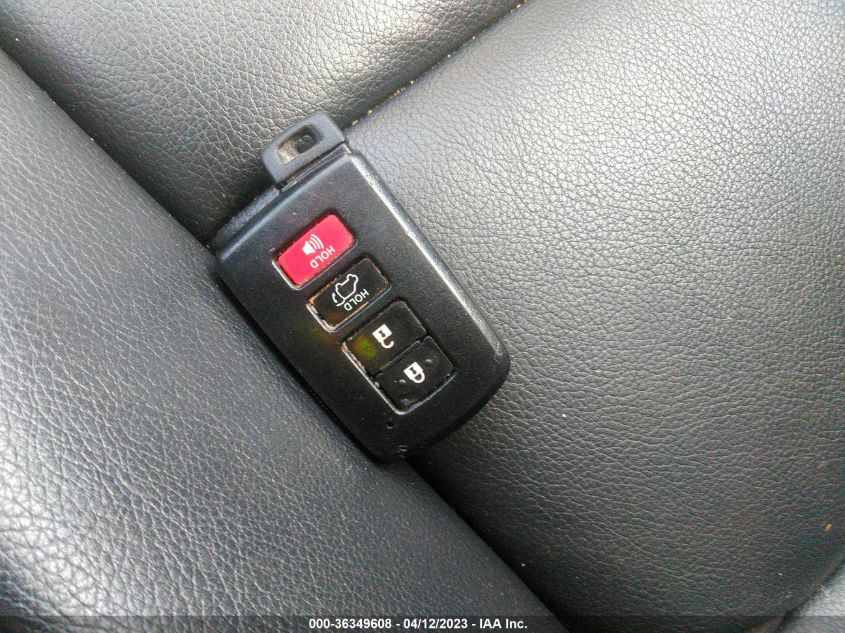 2017 TOYOTA RAV4 LIMITED/PLATINUM - 2T3DFREV4HW631074