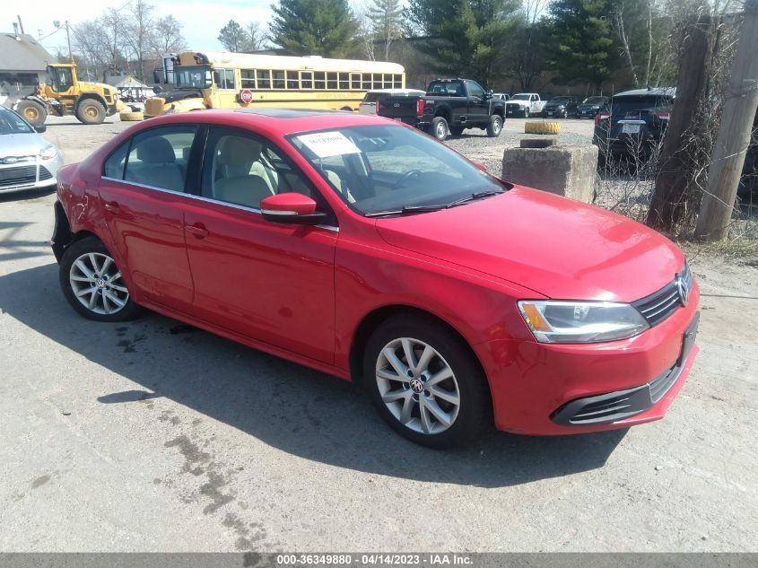 2014 VOLKSWAGEN JETTA SEDAN SE - 3VWD17AJ4EM289223