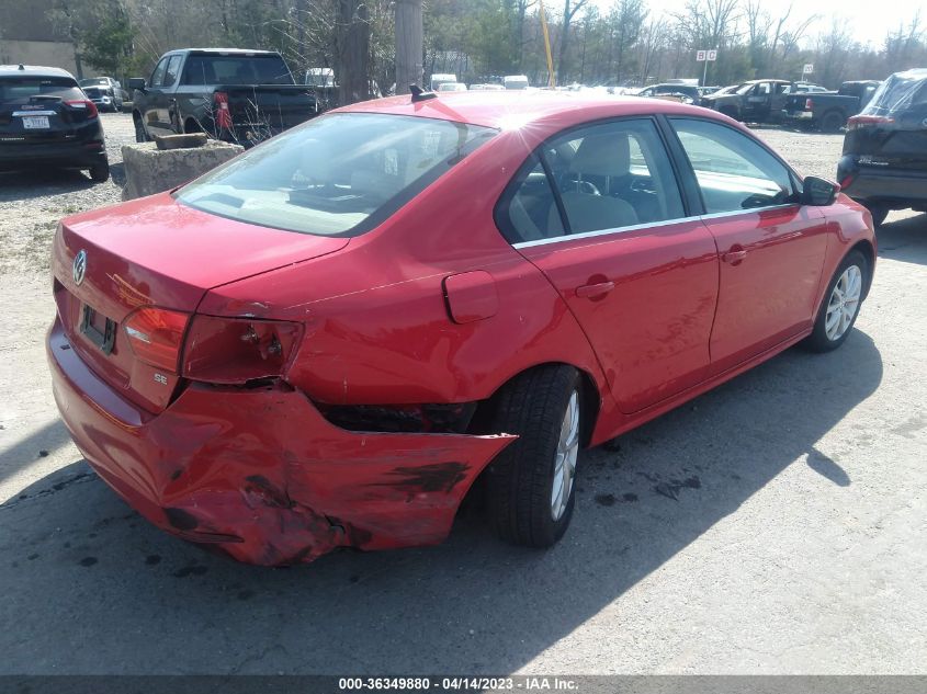 2014 VOLKSWAGEN JETTA SEDAN SE - 3VWD17AJ4EM289223