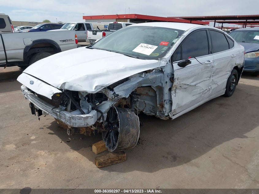 VIN 3FA6P0HD1JR256944 2018 FORD FUSION SE