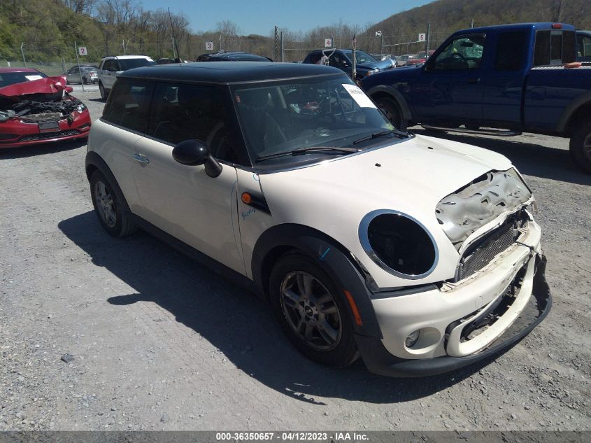 2013 MINI COOPER HARDTOP - WMWSU3C5XDT545968