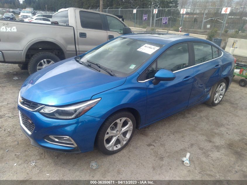 2018 CHEVROLET CRUZE LT - 1G1BE5SM8J7156022