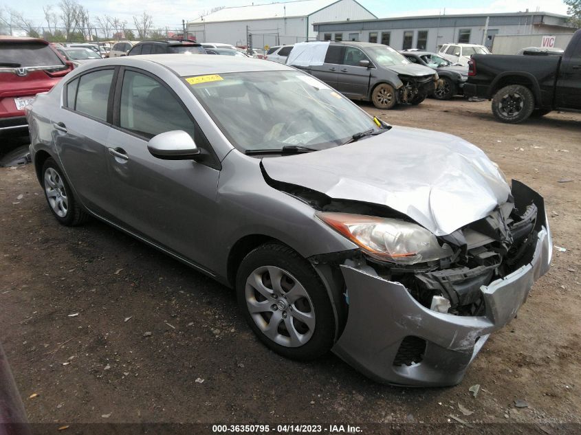 2013 MAZDA MAZDA3 I SV - JM1BL1TF3D1776760