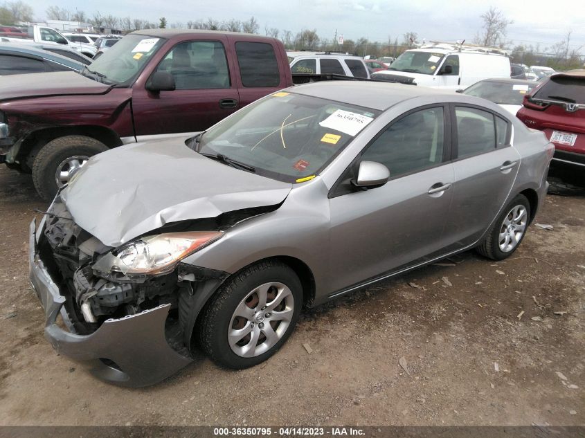 2013 MAZDA MAZDA3 I SV - JM1BL1TF3D1776760