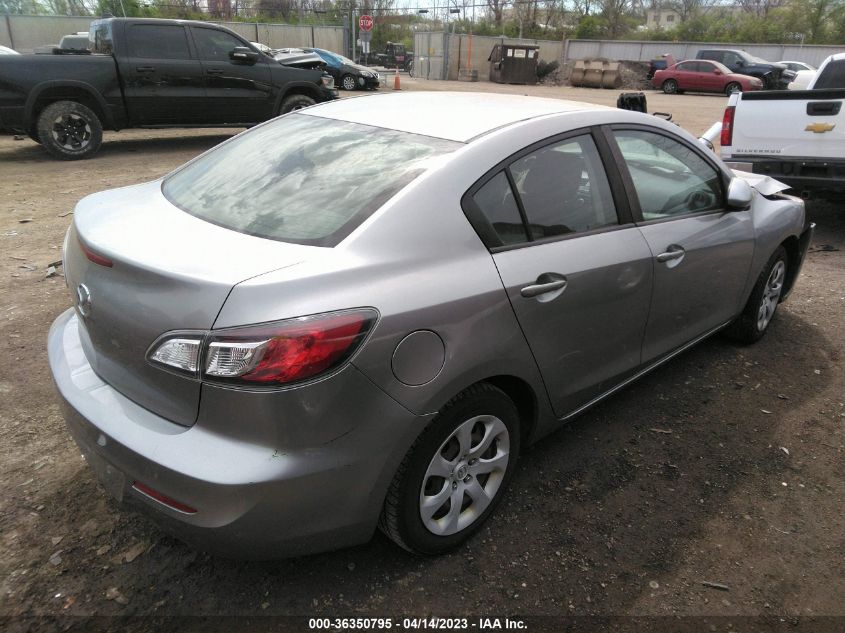 2013 MAZDA MAZDA3 I SV - JM1BL1TF3D1776760