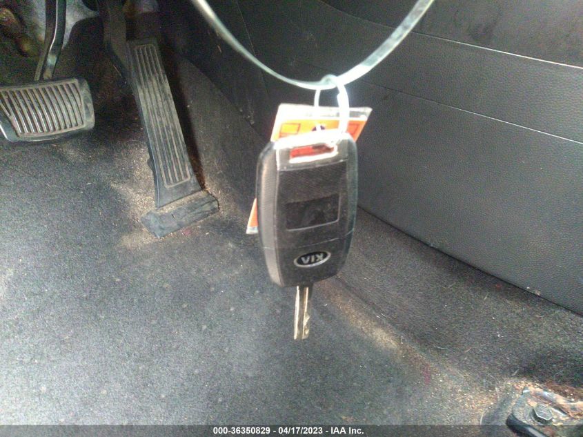 2015 KIA SOUL BASE - KNDJN2A29F7762583