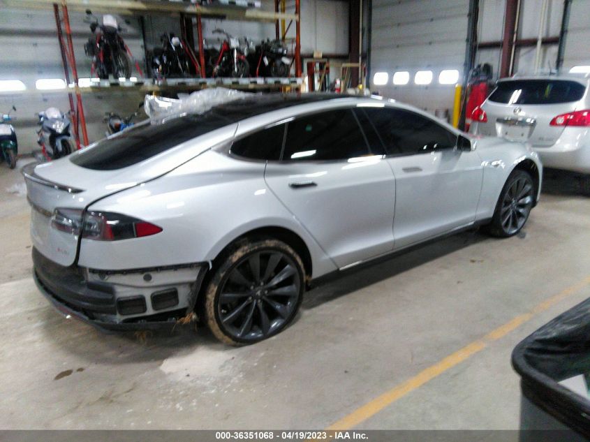 2013 TESLA MODEL S PERFORMANCE - 5YJSA1DP9DFP16339