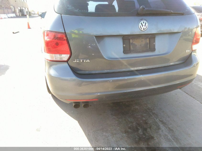 2013 VOLKSWAGEN JETTA SPORTWAGEN TDI W/SUNROOF & NAV - 3VWPL7AJ7DM647369