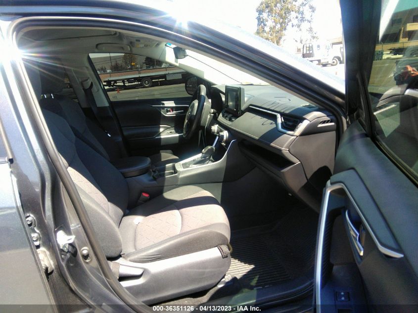 2019 TOYOTA RAV4 XLE - 2T3P1RFV3KW059514