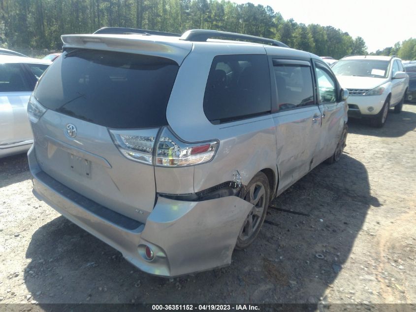 2017 TOYOTA SIENNA SE - 5TDXZ3DC8HS868489