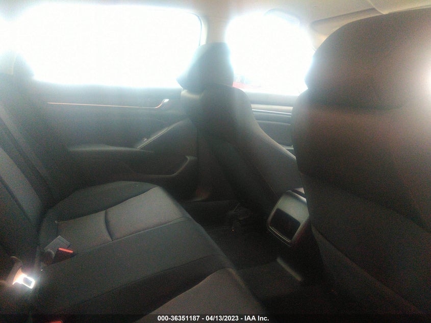 VIN 1HGCV1F19JA003934 2018 HONDA ACCORD SEDAN LX 1.5T