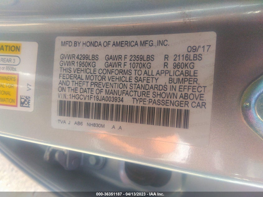 VIN 1HGCV1F19JA003934 2018 HONDA ACCORD SEDAN LX 1.5T