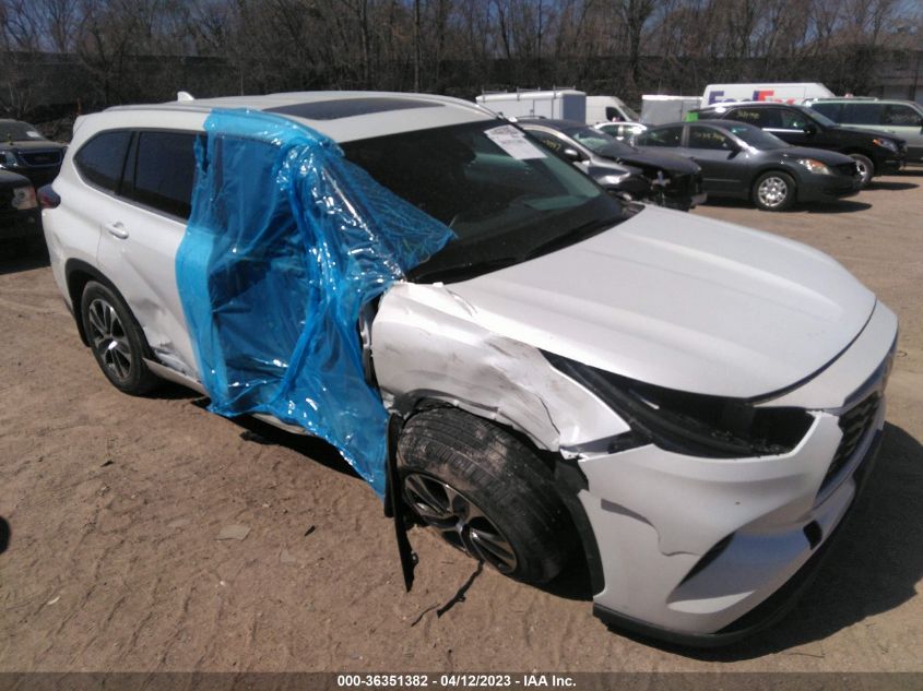 2022 TOYOTA HIGHLANDER HYBRID - 5TDGBRCH7NS558155