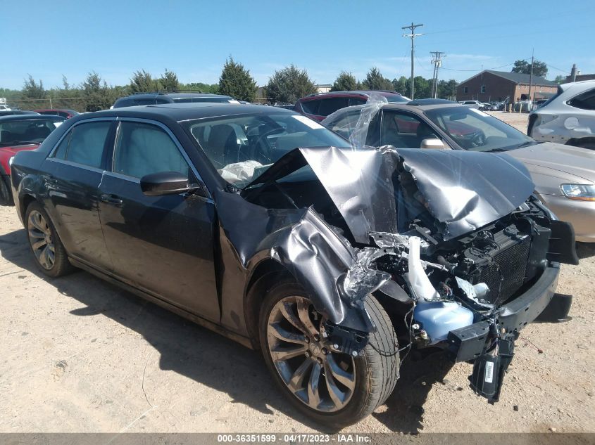2019 CHRYSLER 300 TOURING L - 2C3CCAAG3KH676774