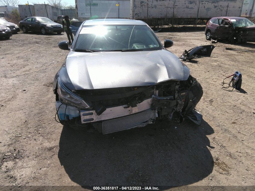 2019 NISSAN ALTIMA 2.0 SR - 1N4AL4CV1KC230003