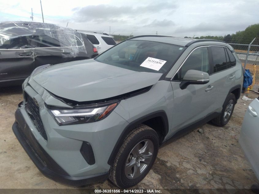 2022 TOYOTA RAV4 XLE - 2T3W1RFV6NW220017