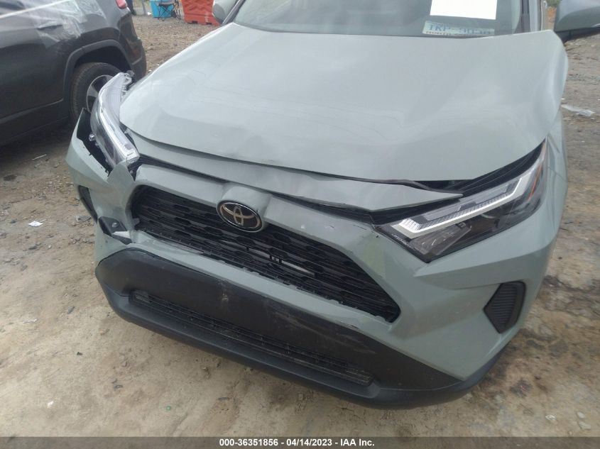 2022 TOYOTA RAV4 XLE - 2T3W1RFV6NW220017