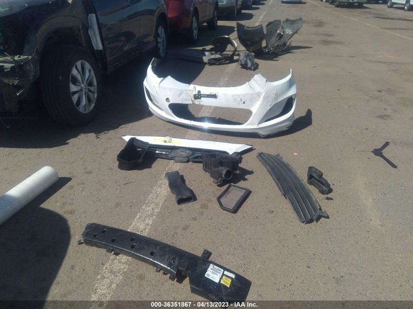 2014 HYUNDAI ACCENT GLS - KMHCT4AE9EU740583