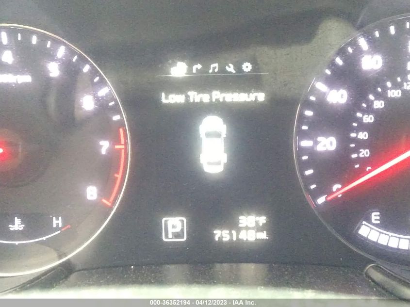 2015 KIA K900 PREMIUM KNALU4D48F6024300