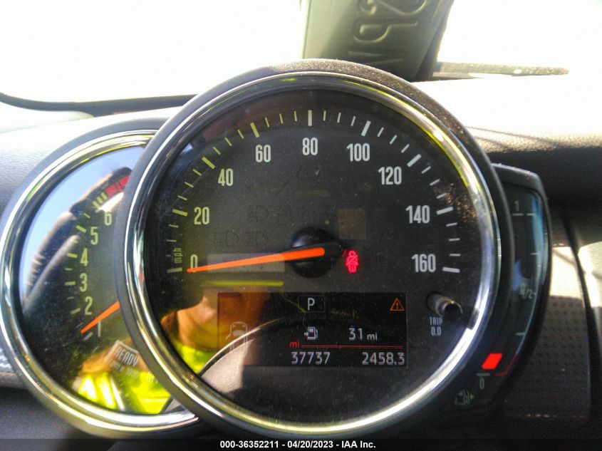 2020 MINI HARDTOP 4 DOOR COOPER - WMWXU7C09L2M21762