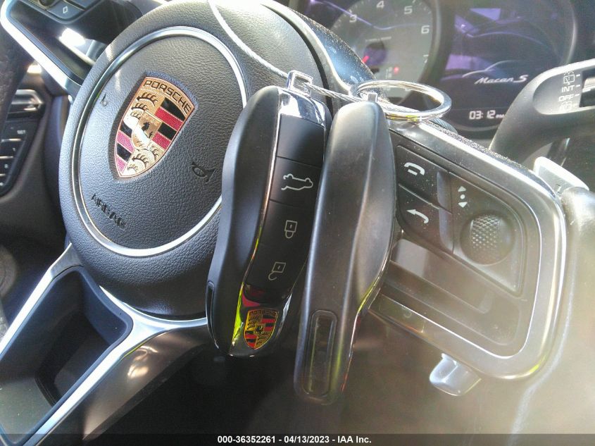 2020 PORSCHE MACAN S - WP1AB2A55LLB30605