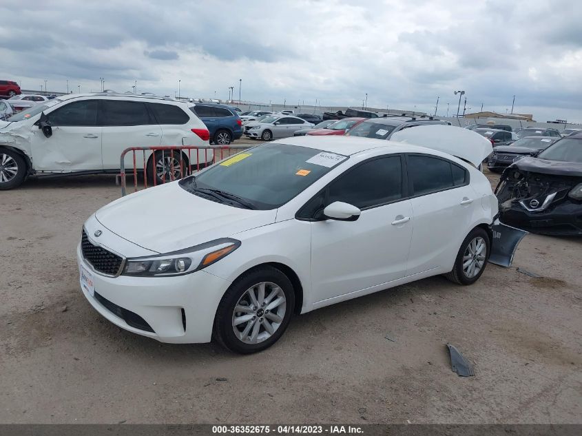2017 KIA FORTE LX - 3KPFL4A74HE013678