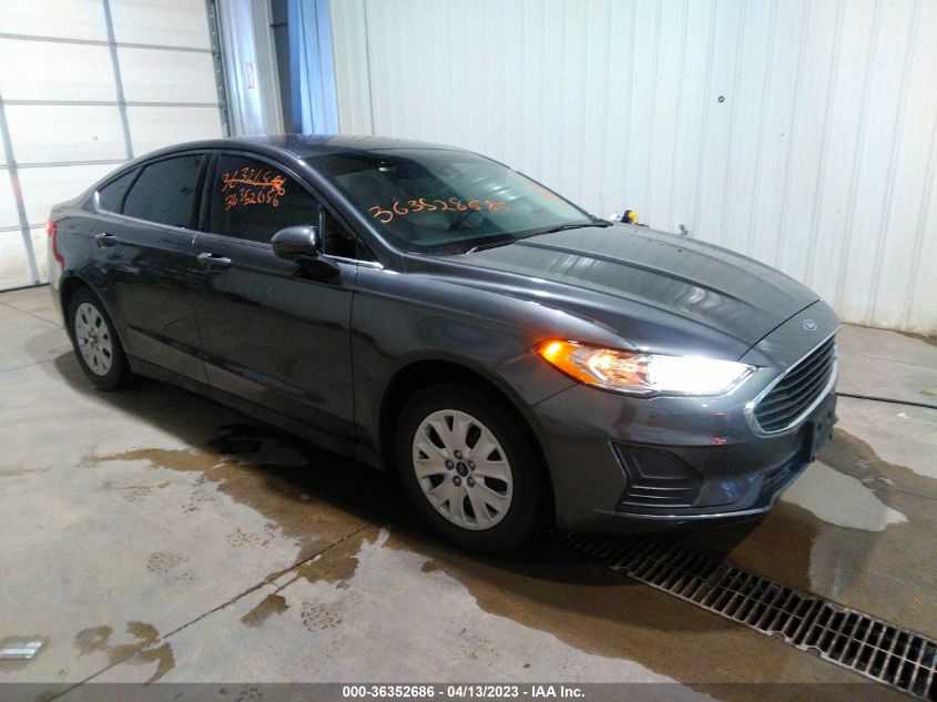 2020 FORD FUSION S - 3FA6P0G78LR181173