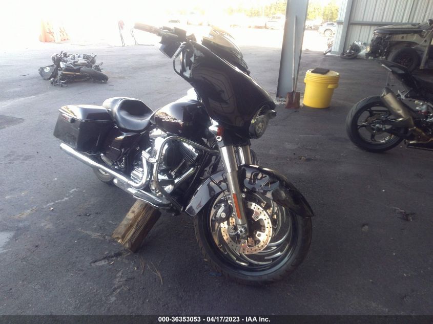 2014 HARLEY-DAVIDSON FLHXS STREET GLIDE SPECIAL - 1HD1KRM19EB682571