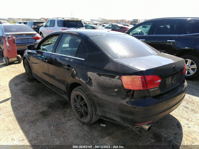 2013 VOLKSWAGEN JETTA SEDAN SE - 3VWDP7AJ7DM412994