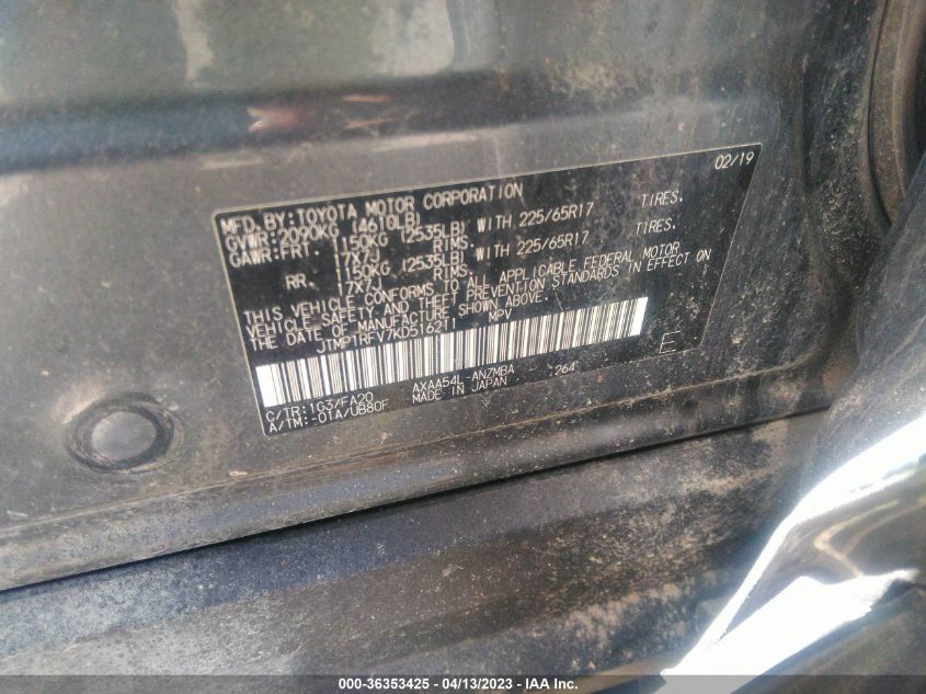 2019 TOYOTA RAV4 XLE - JTMP1RFV7KD516211