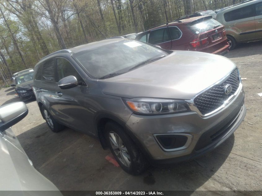 2017 KIA SORENTO LX V6 - 5XYPGDA50HG308092