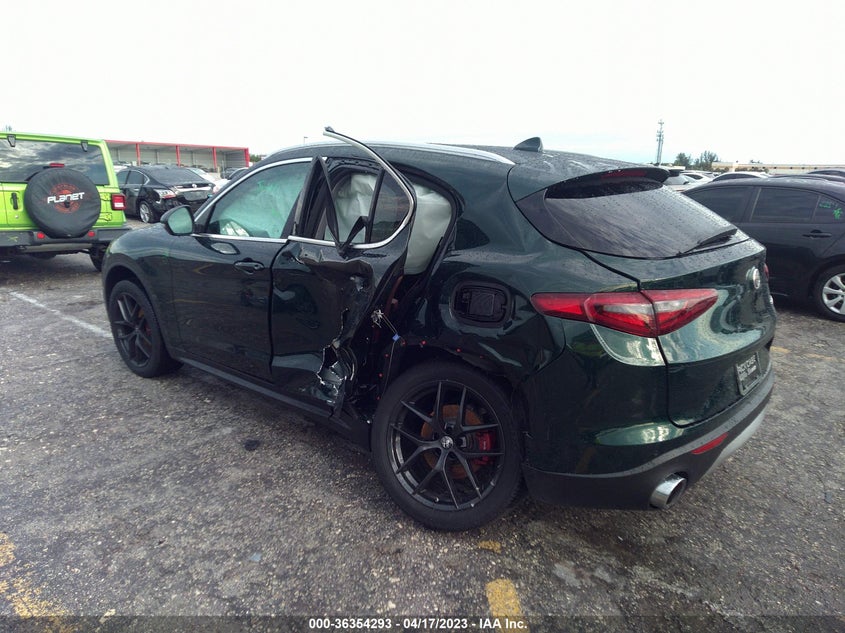 VIN ZASPAJAN6K7C70914 2019 ALFA ROMEO STELVIO