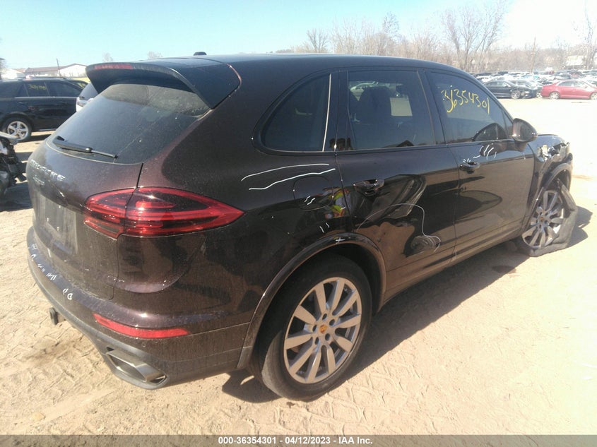 VIN WP1AA2A20HKA88463 2017 PORSCHE CAYENNE