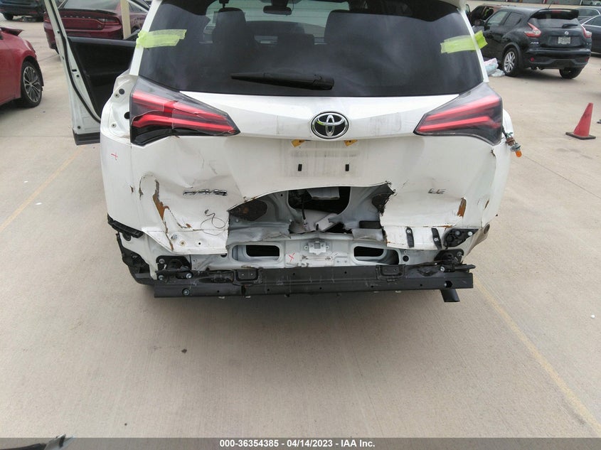 VIN JTMZFREV0HJ706082 2017 TOYOTA RAV4 LE