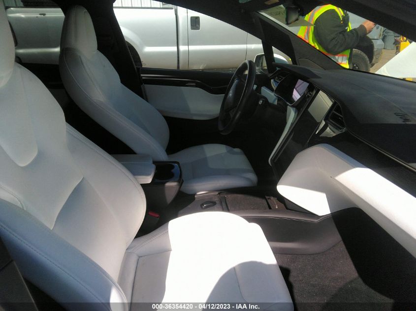 2020 TESLA MODEL X LONG RANGE - 5YJXCDE28LF303721