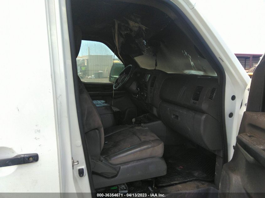 2020 NISSAN NV CARGO SV 1N6BF0KY4LN809659