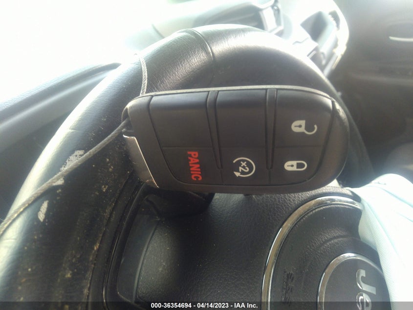 VIN ZACNJBBB1LPL41674 2020 JEEP RENEGADE ALTITUDE