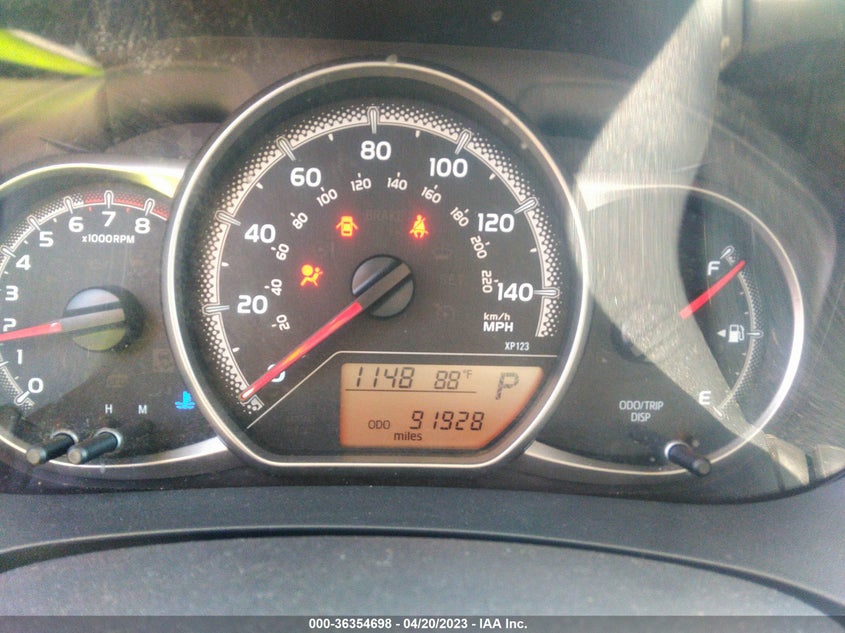 VIN VNKKTUD33HA085814 2017 TOYOTA YARIS L/SE/LE