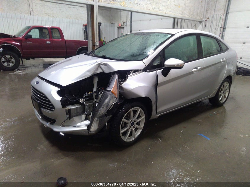 VIN 3FADP4BJ3JM129512 2018 FORD FIESTA SE