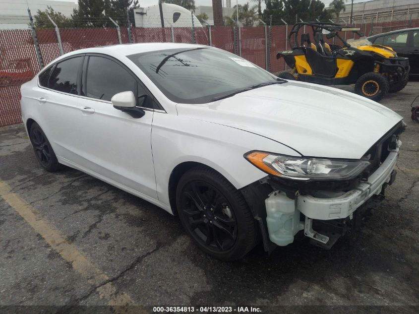 3FA6P0HD4LR257623 FORD FUSION SE 2020