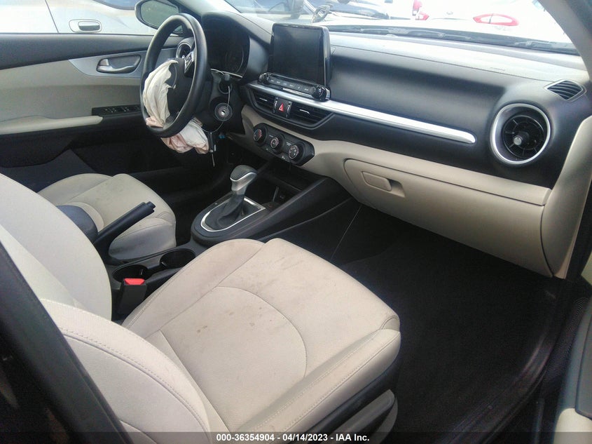 VIN 3KPF24AD5NE488552 2022 KIA FORTE LXS