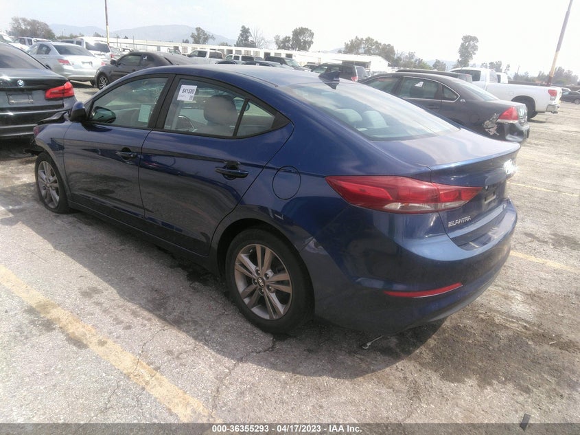 VIN 5NPD84LF3JH223042 2018 HYUNDAI ELANTRA SEL