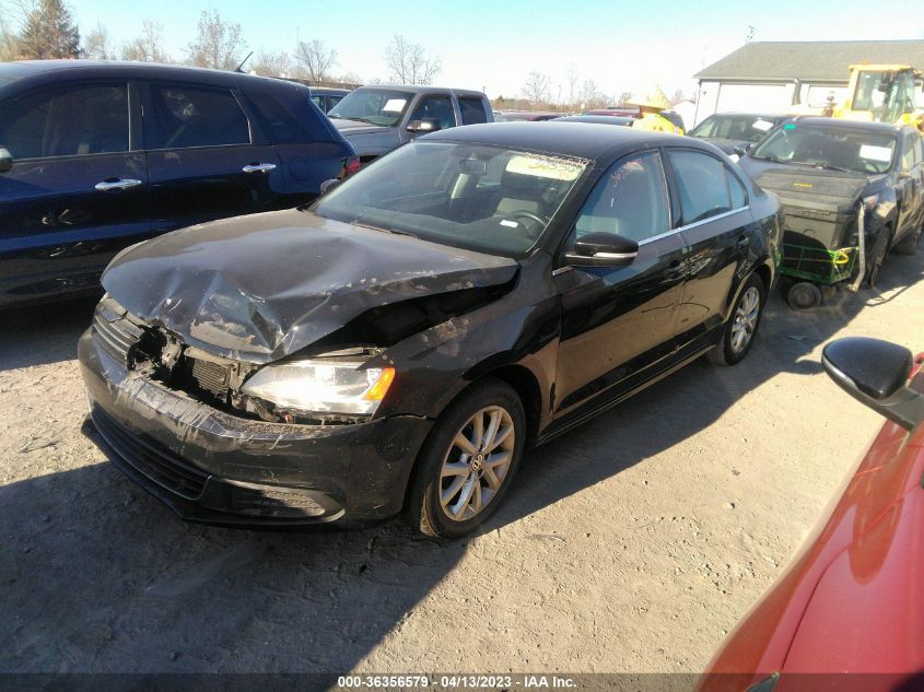 2013 VOLKSWAGEN JETTA SEDAN SE W/CONVENIENCE - 3VWDX7AJ8DM415418