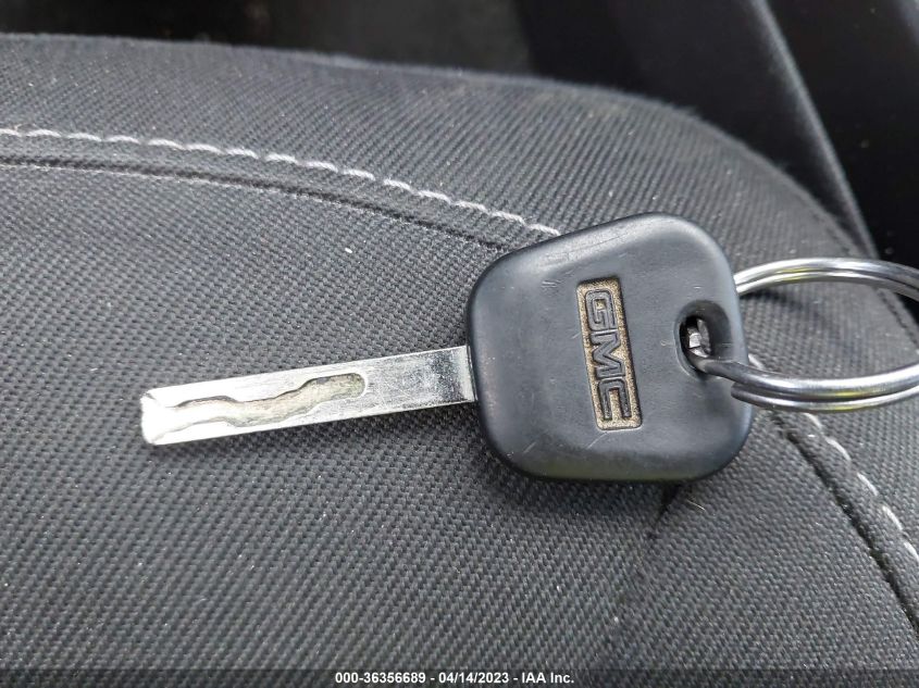 2017 GMC CANYON 2WD SLE - 1GTG5CE15H1222140